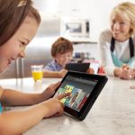 Contoh Manfaat Gadget Bagi Anak, Tak Selalu Negatif Lho !