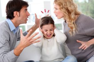 Bagaimana cara mengatasi kekerasan pada rumah tangga?