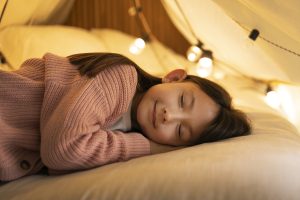 Tips Membiasakan Anak Bangun Sahur Tanpa Drama