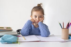 Kenapa Anak Cepat Bosan? Ini Penjelasan Ilmiahnya