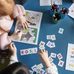 10 Kebiasaan Anak Pintar yang Bisa Dilatih Sejak SD